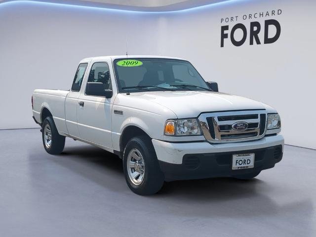Used 2009 White Ford  image 8