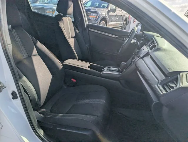 Used 2017  Honda LX image 15