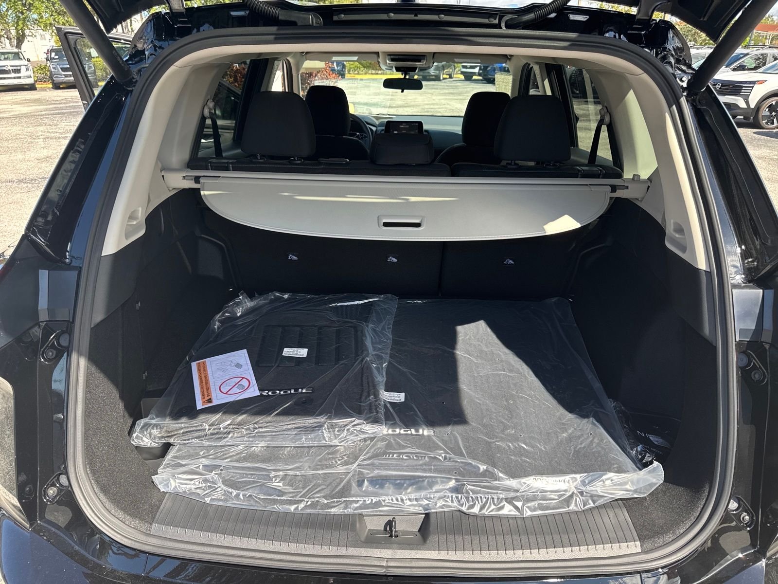 New 2026 Nissan Rogue SV 4D Sport Utility