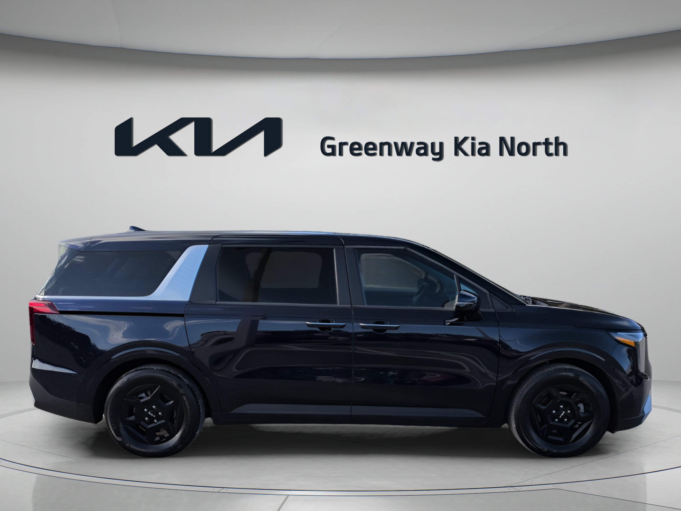 Certified Used 2025 Deep Chroma Blue Kia LXS image 9