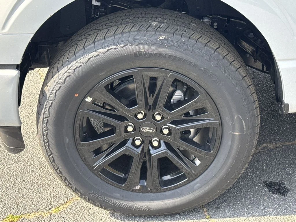 New 2026 White Ford Platinum image 11
