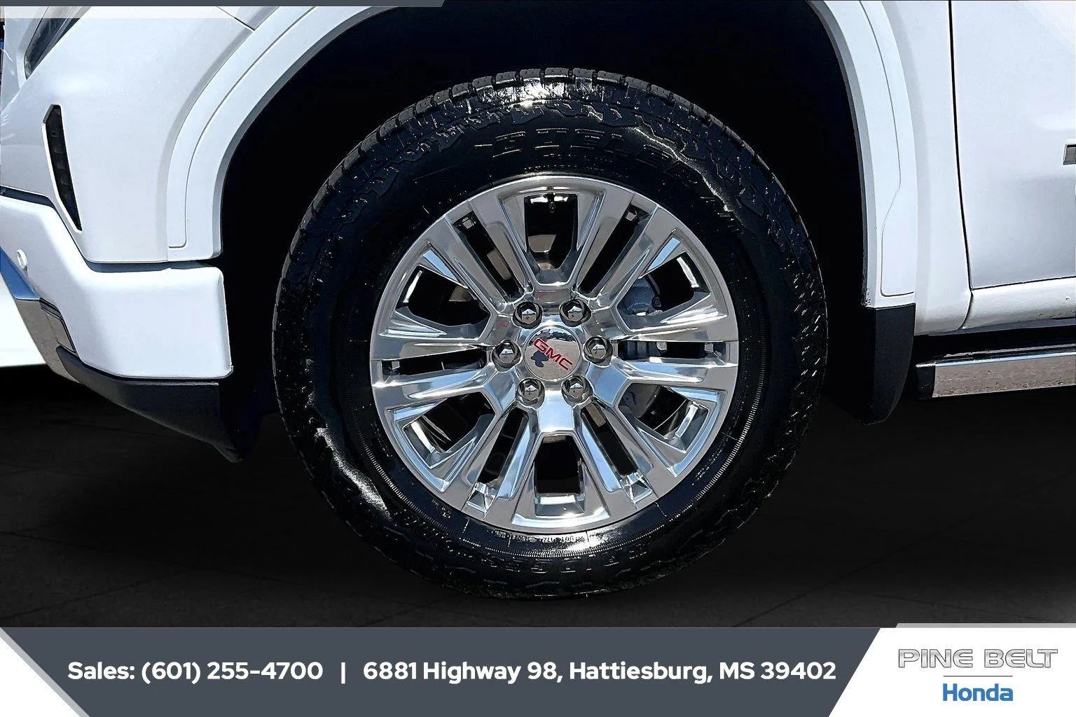 Used 2026 Glacier White Tricoat GMC Denali image 7