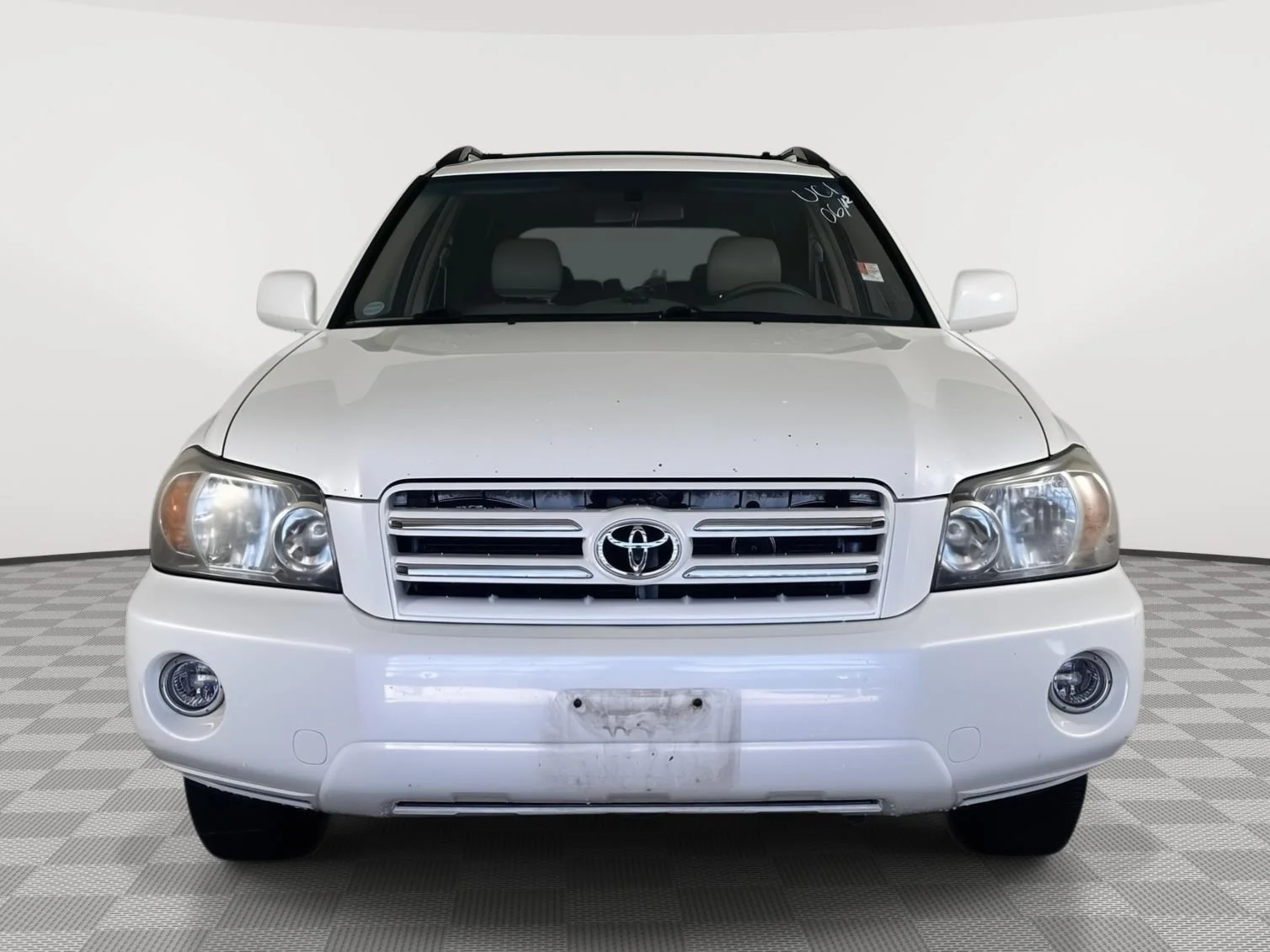 Used 2006 Crystal White Pearl Toyota Sport image 2