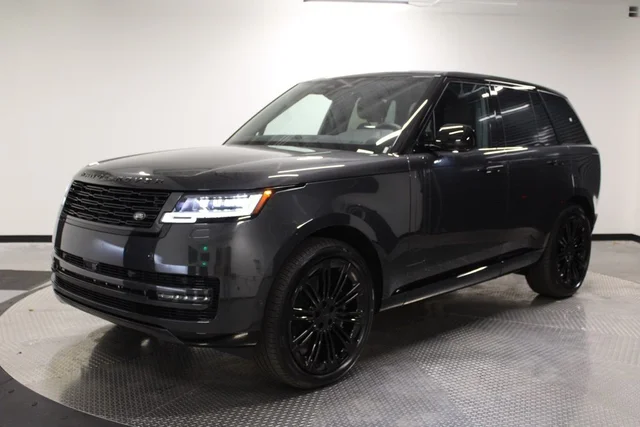 2026 Land Rover Range Rover SE
