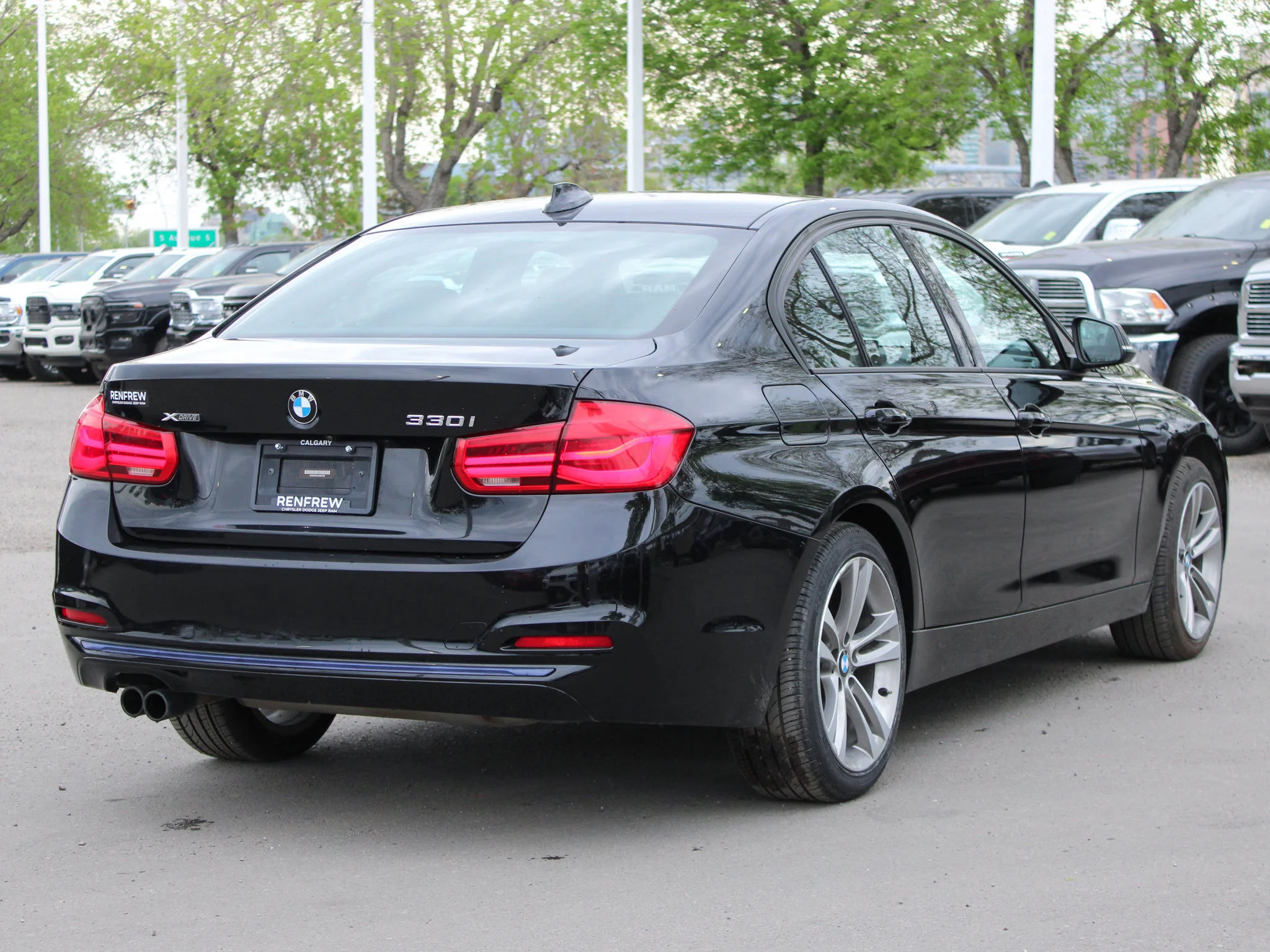 Used 2018 Black BMW 330i xDrive * Heated Leather Seats | Backup Camera | 248 HP | Navigation image 14