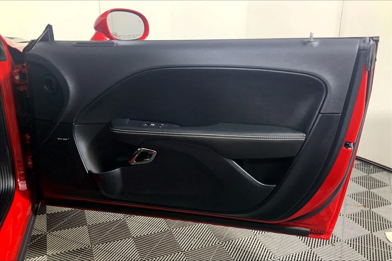 Used 2017 Redline Red Tricoat Pearl Dodge SRT Hellcat image 22