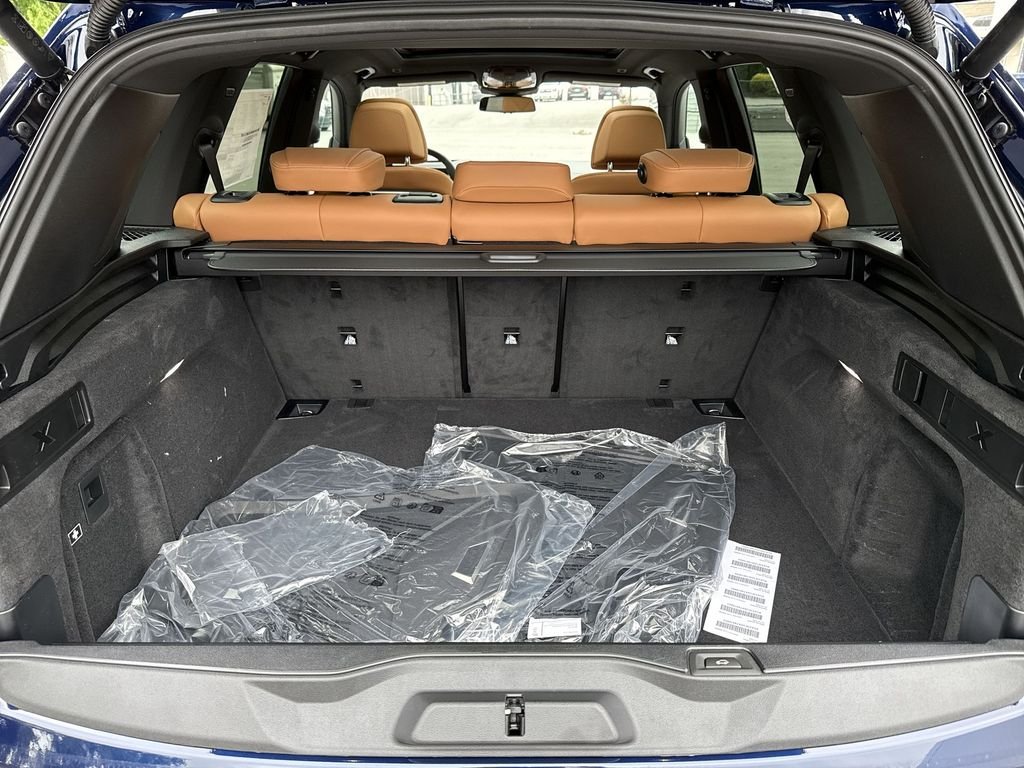 New 2026 Blue BMW xDrive40i image 24