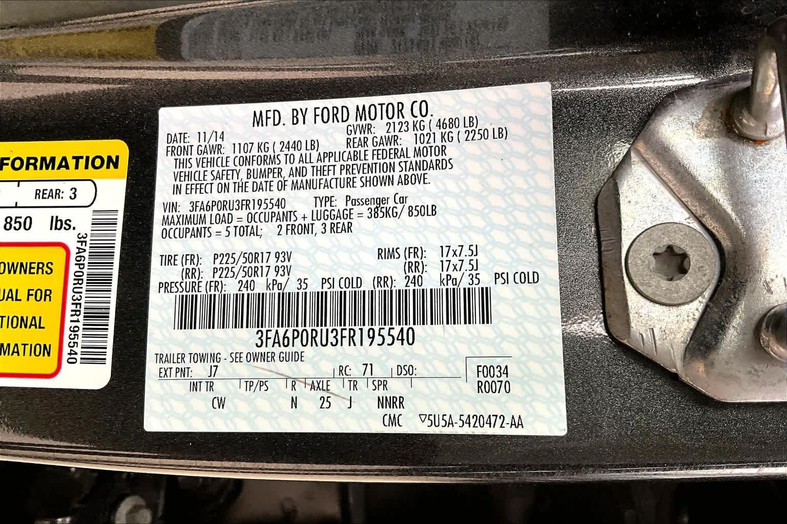 Used 2015 Magnetic Ford Titanium Hybrid image 34