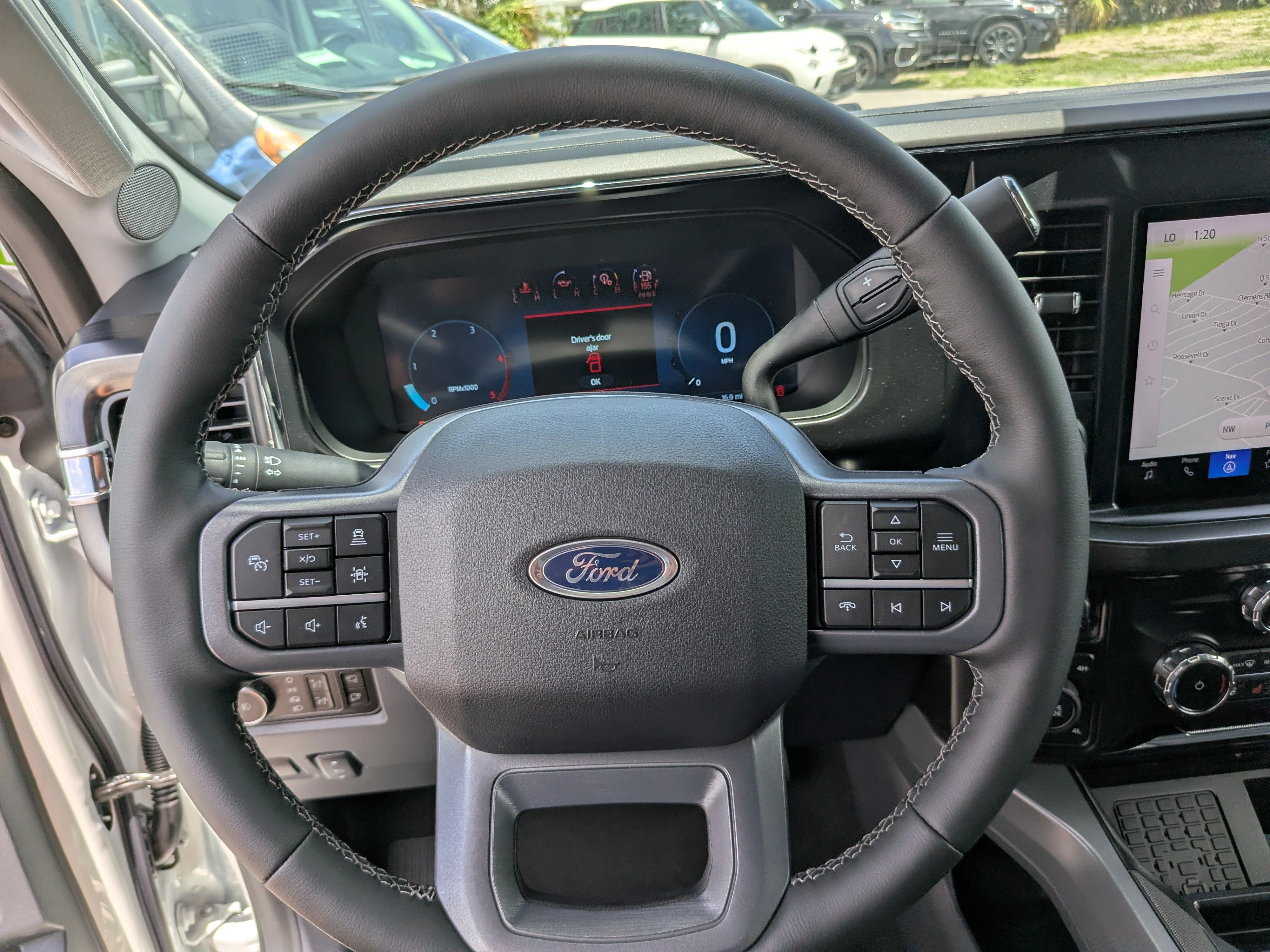 New 2026 Star White Metallic Tri-Coat Ford F-250® Lariat® image 29