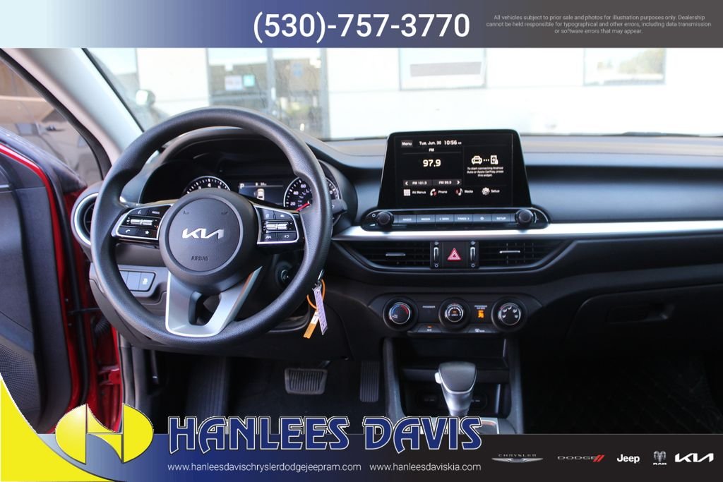 Used 2023 Red Kia LXS image 16