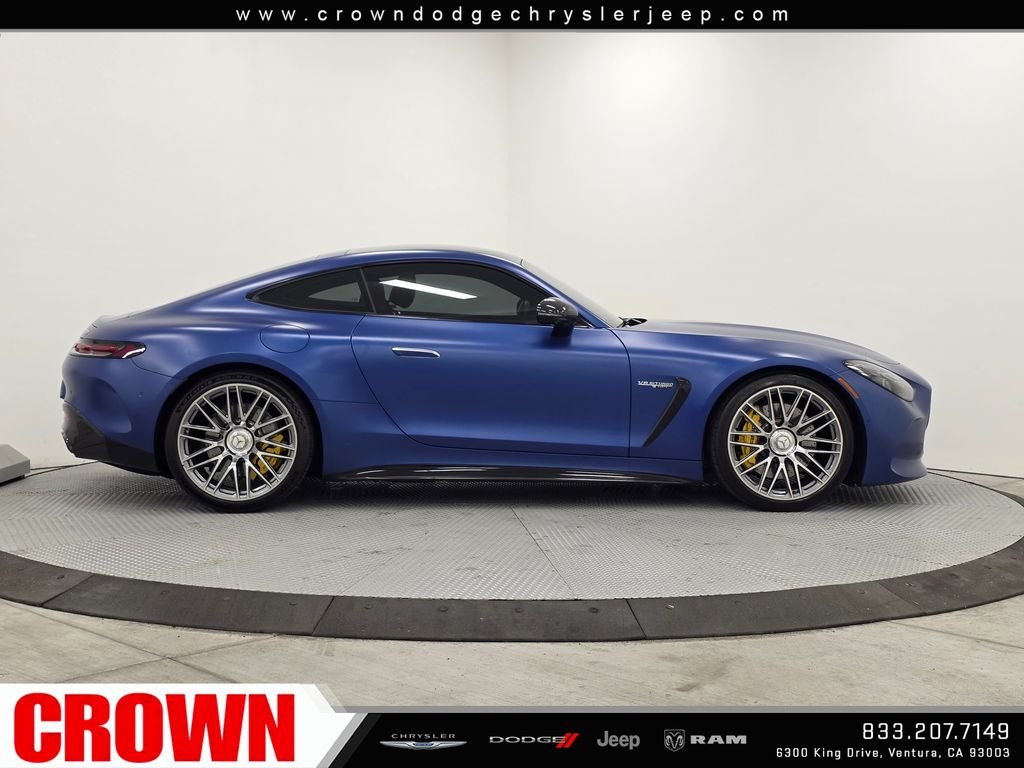 Used 2024  Mercedes-Benz Base image 6