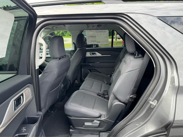 New 2026 Carbonized Gray Metallic Ford Active image 11