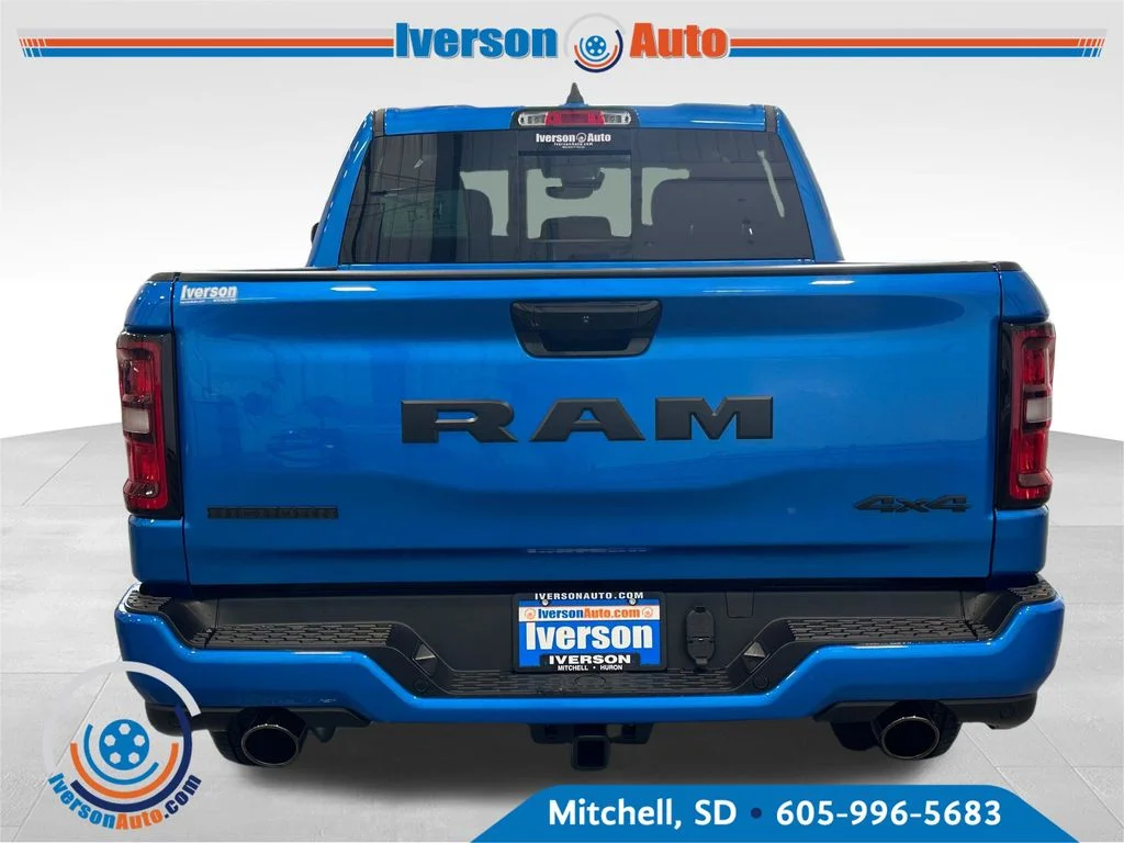 New 2026 Hydro Blue Pearl-Coat Exterior Paint RAM Big Horn/Lone Star image 6