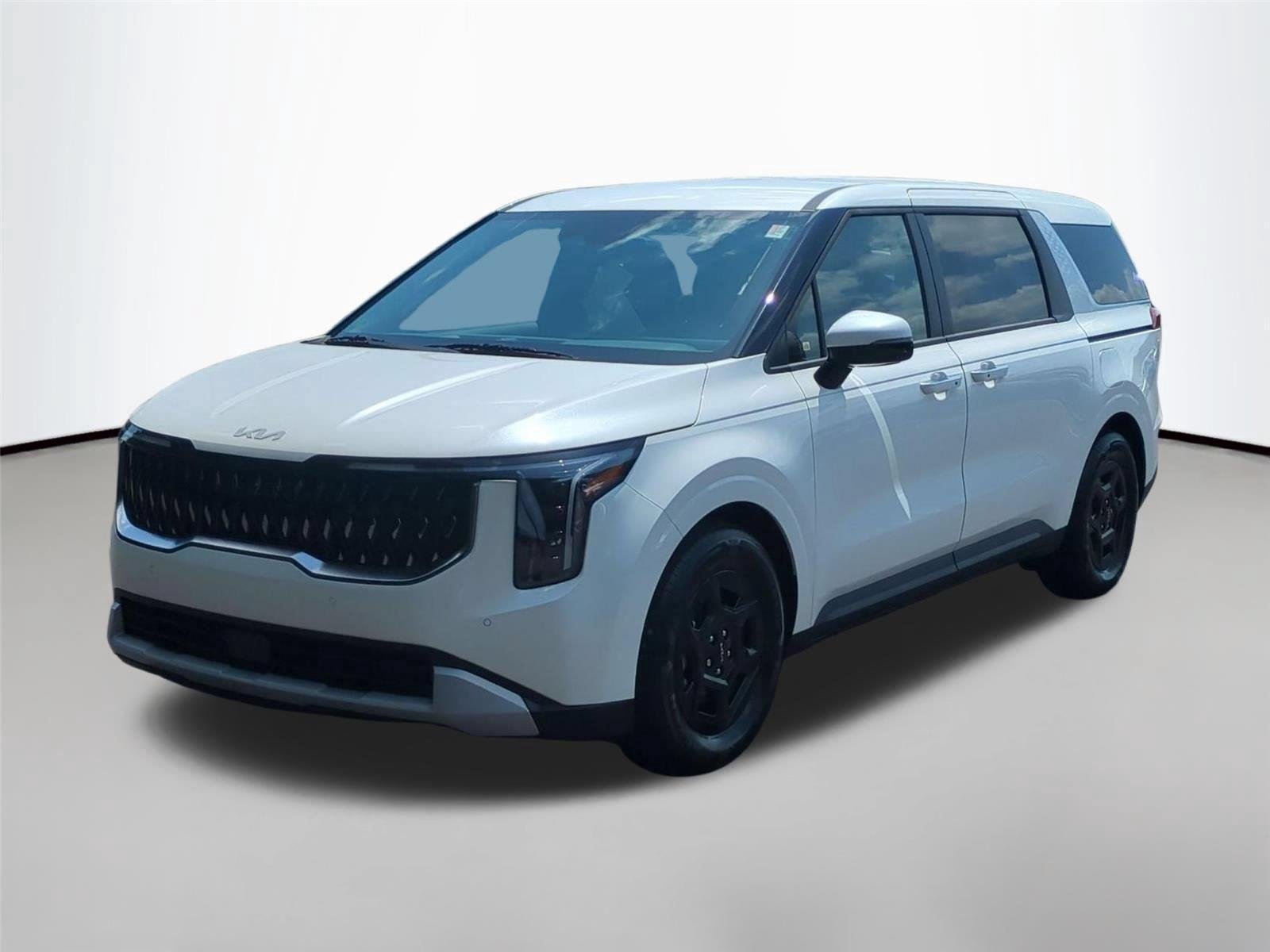 New 2026 Snow White Pearl Kia LXS image 1