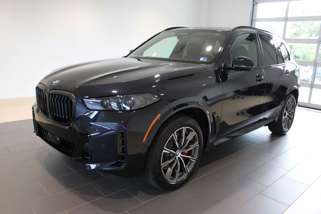 New 2026 Carbon Black Metallic BMW xDrive40i image 11