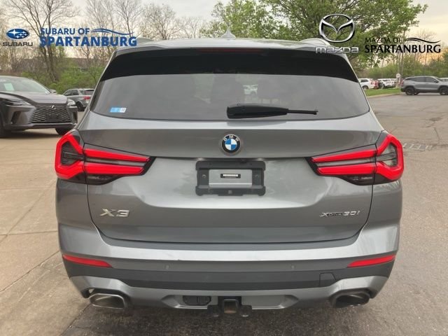 Used 2023 Gray BMW xDrive30i image 4