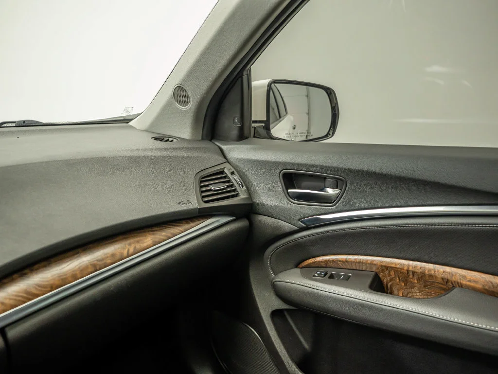 Used 2020 White Acura Technology image 40