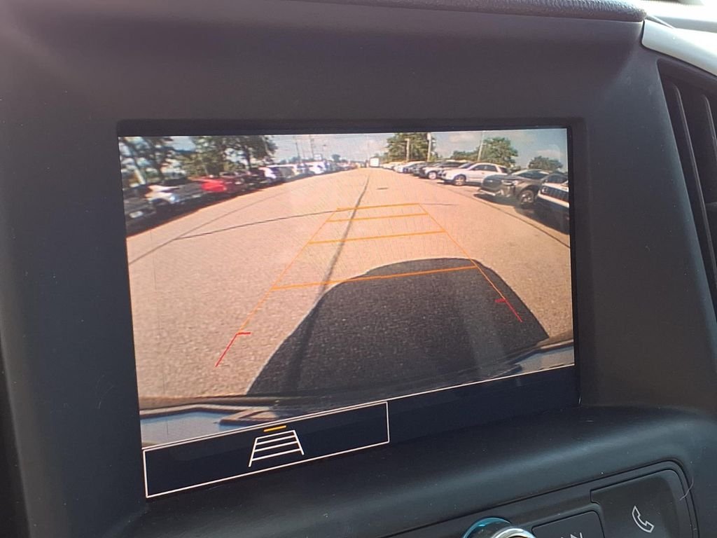 Used 2024 Black GMC SLE image 25