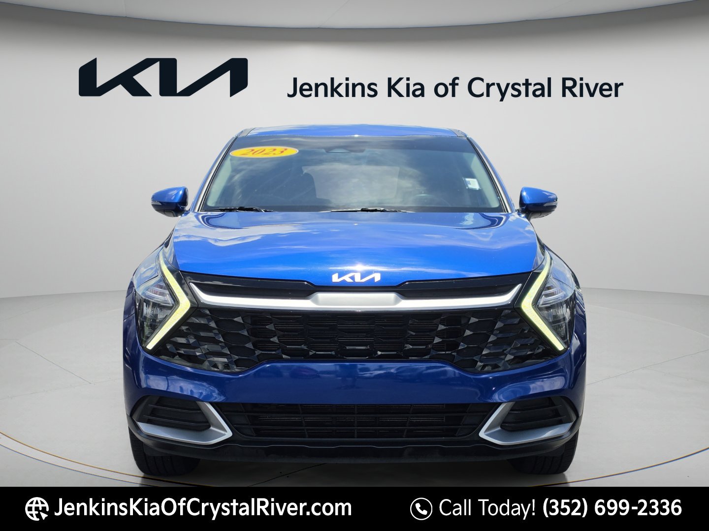Used 2023 Sapphire Blue Kia EX image 12