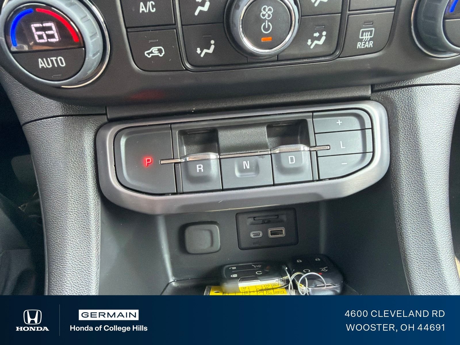 2023 GMC Acadia AT4 - Photo 23