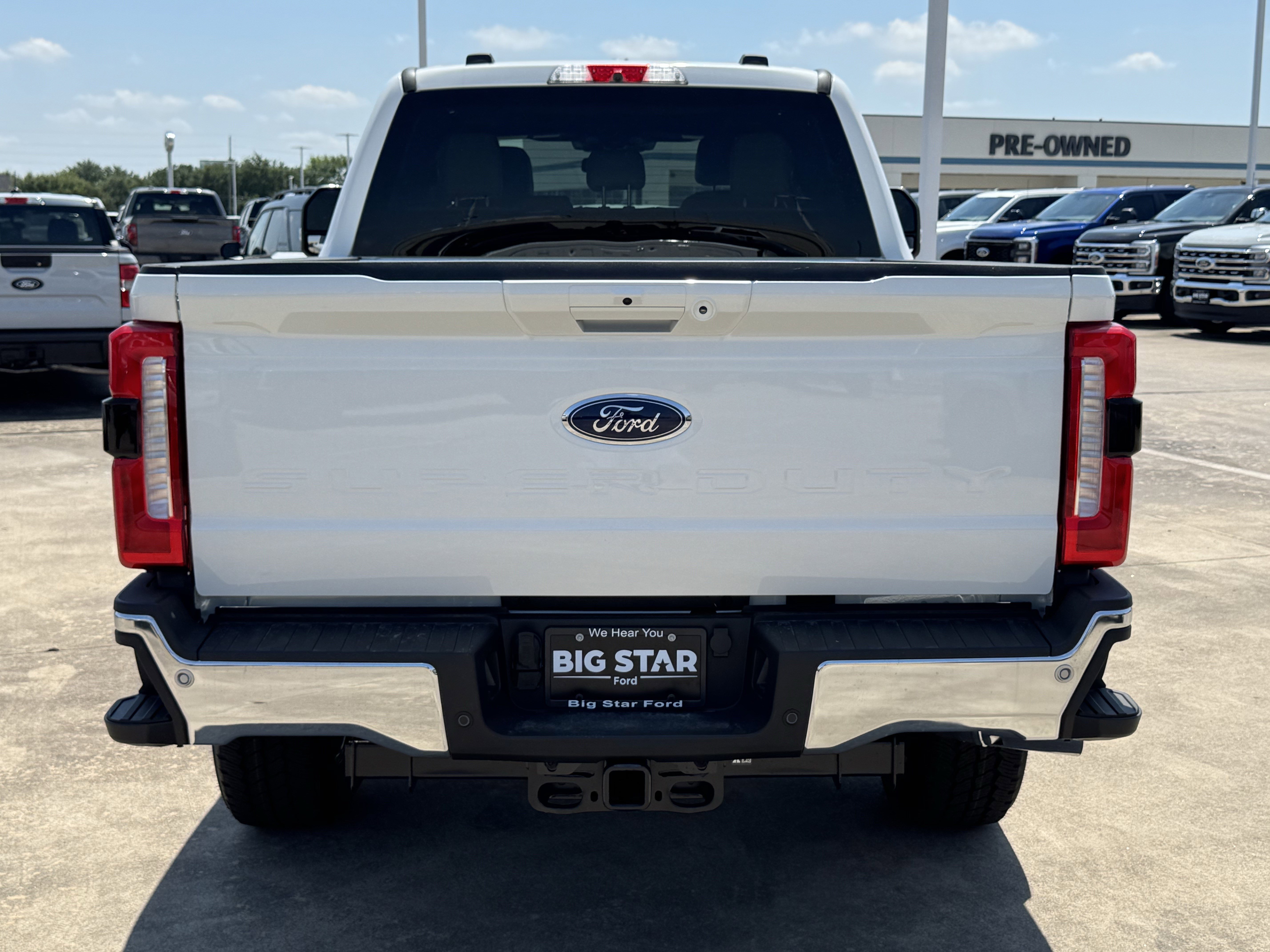 New 2026 Star White Metallic Tri-Coat Ford LARIAT image 8
