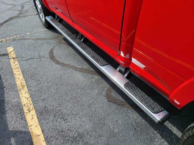 Used 2022  Ram Laramie image 12