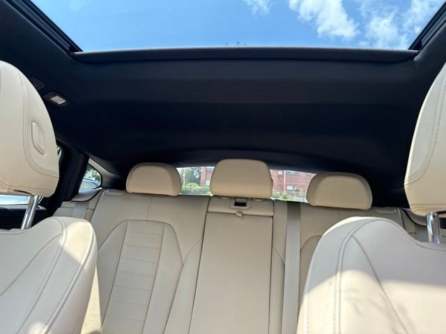 Used 2020 White BMW M40i image 23