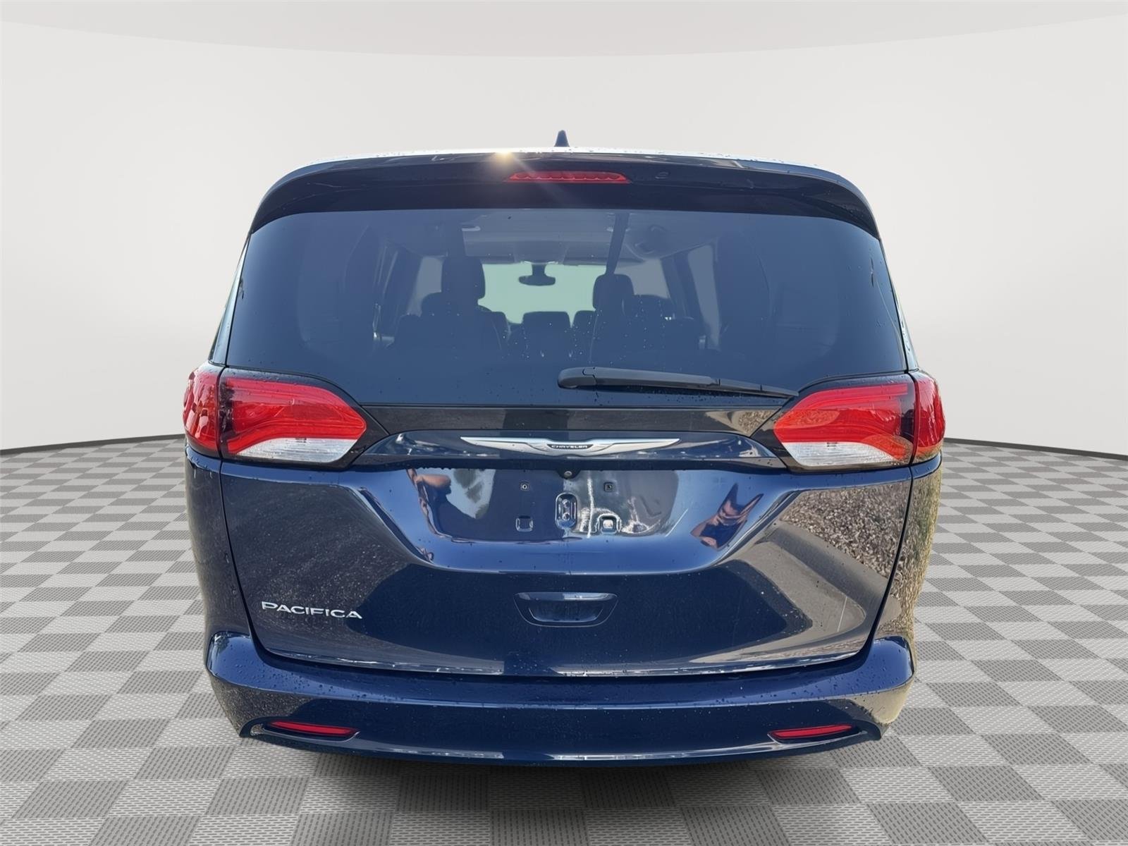 Used 2017 Jazz Blue Pearlcoat Chrysler Touring image 13
