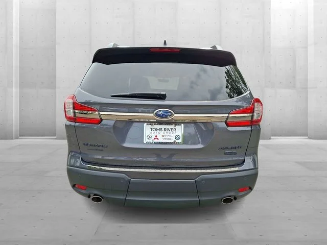 Used 2022 Gray Subaru Onyx Edition image 5