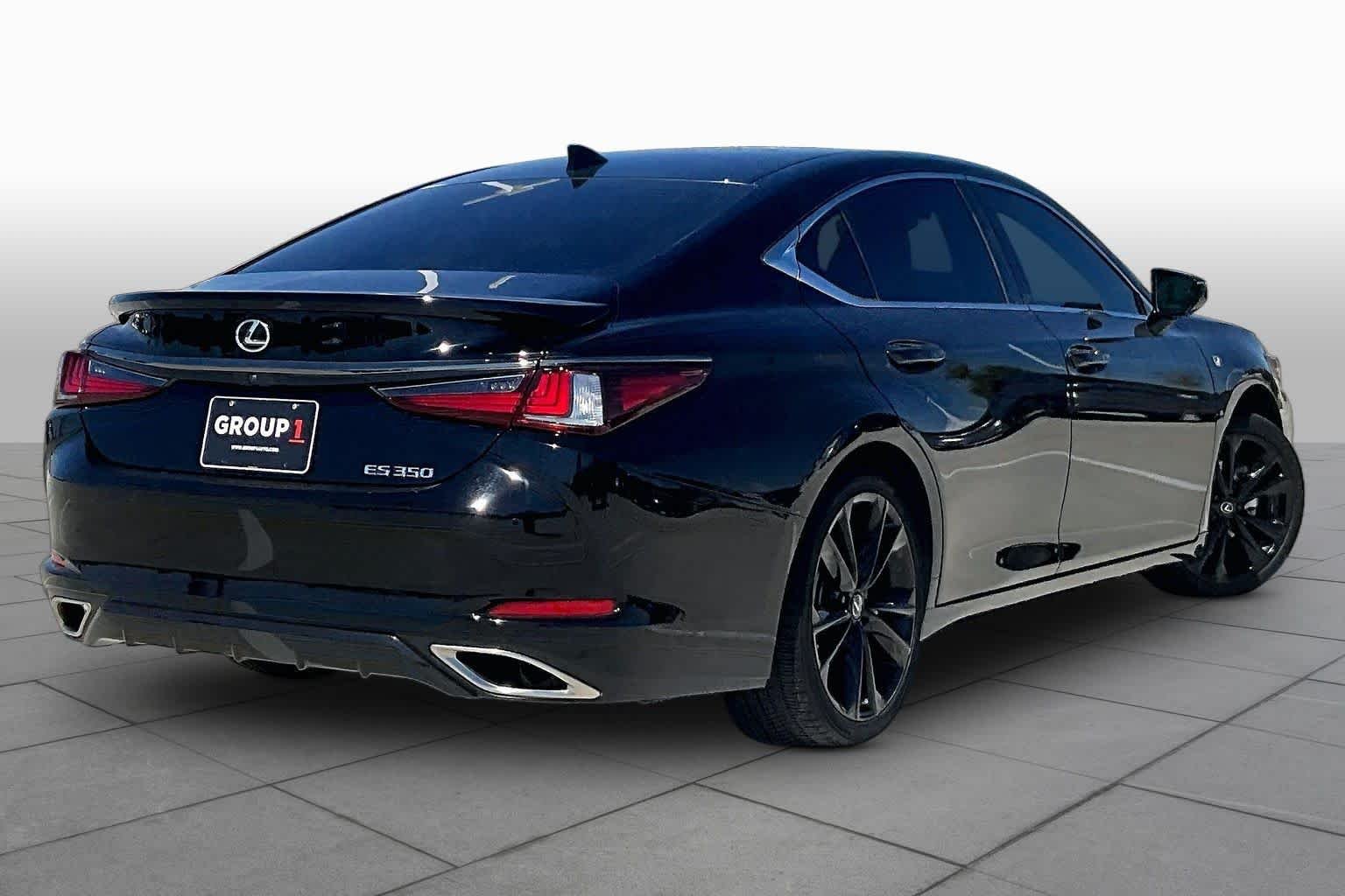 Used 2024 Obsidian Lexus F SPORT Handling image 12