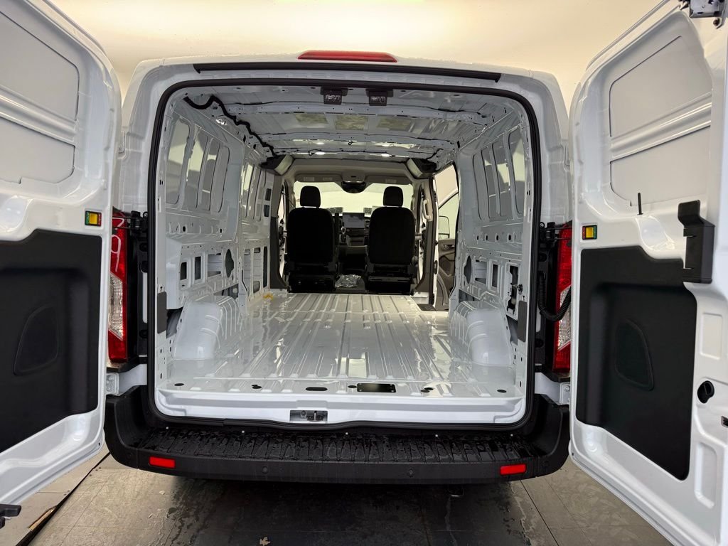 New 2026 Oxford White Ford Cargo Van image 7