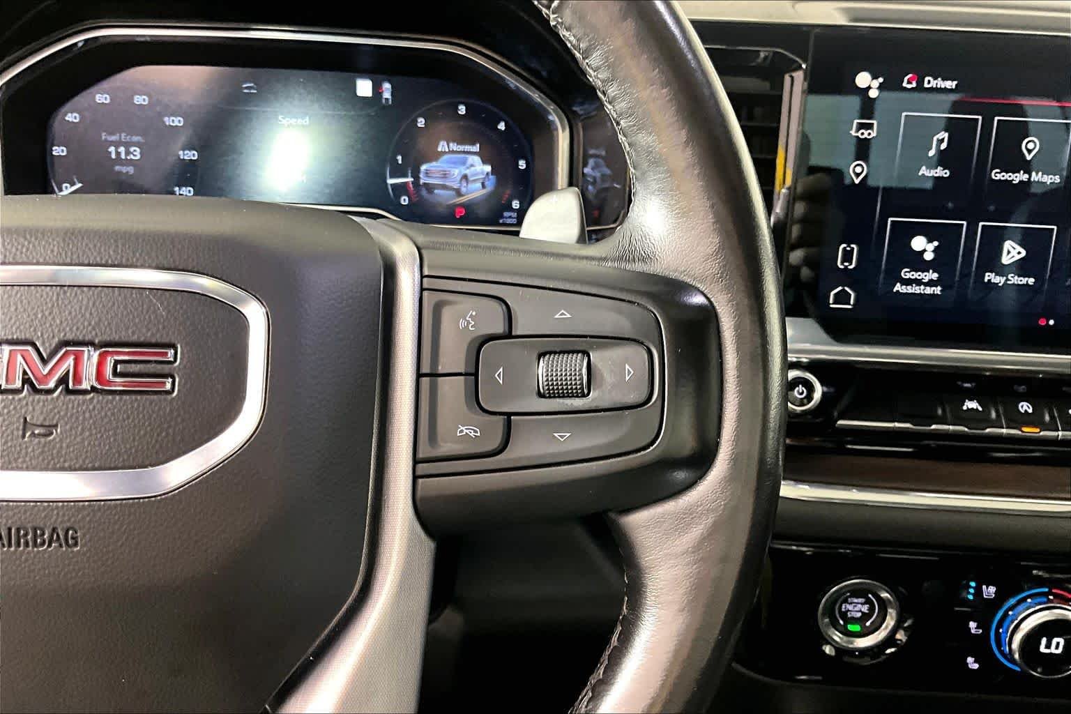 Used 2023 Onyx Black GMC SLT image 24