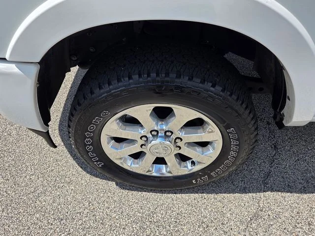 Used 2022 White Ram Laramie image 17