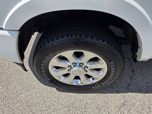 Used 2022 White Ram Laramie image 17