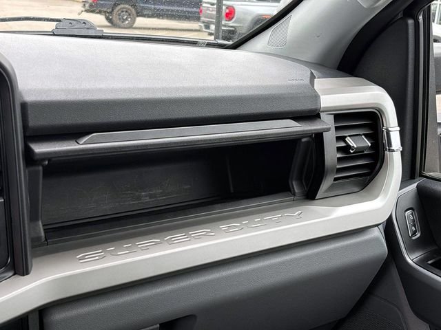 Used 2024 White Ford XLT image 32