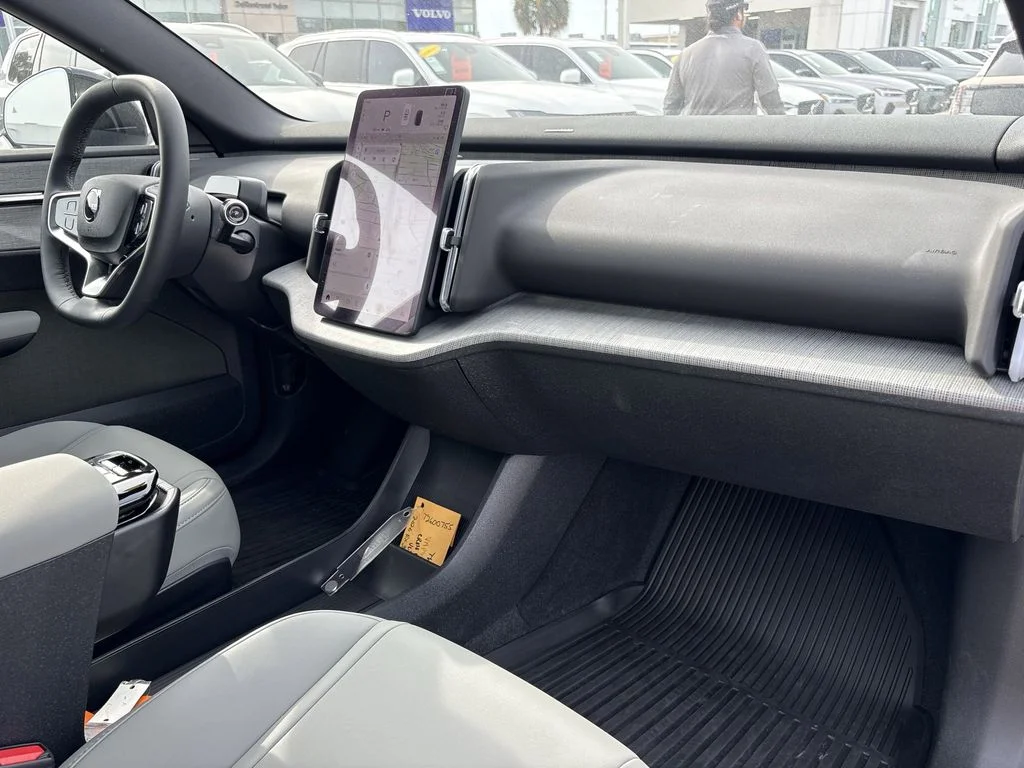 New 2026 Vapour Grey Volvo Ultra image 26