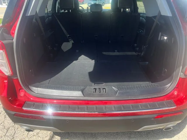 Used 2023 Red Metallic Ford Limited image 6