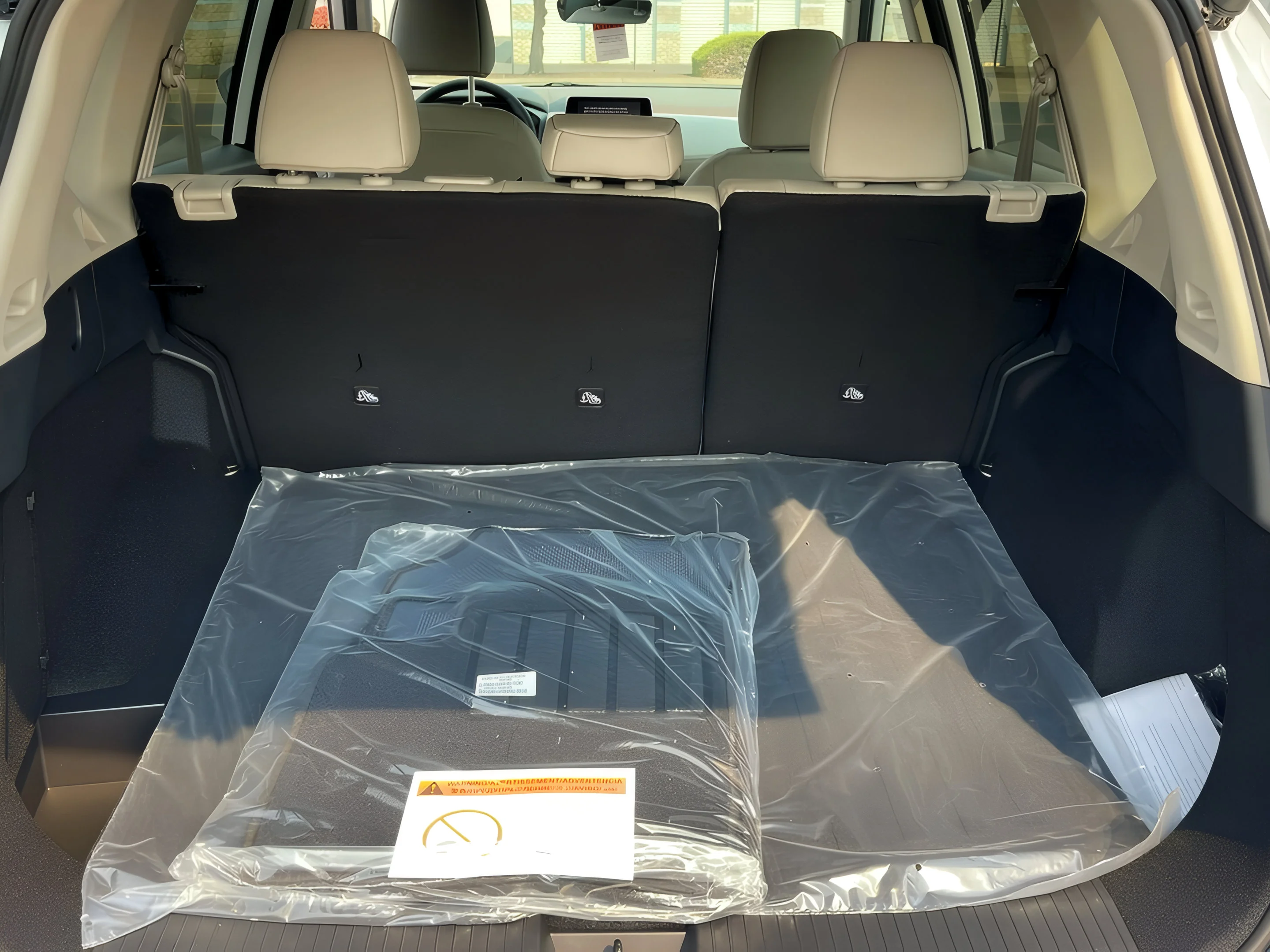New 2026 Everest White Pearl Tricoat Nissan Dark Armor image 10