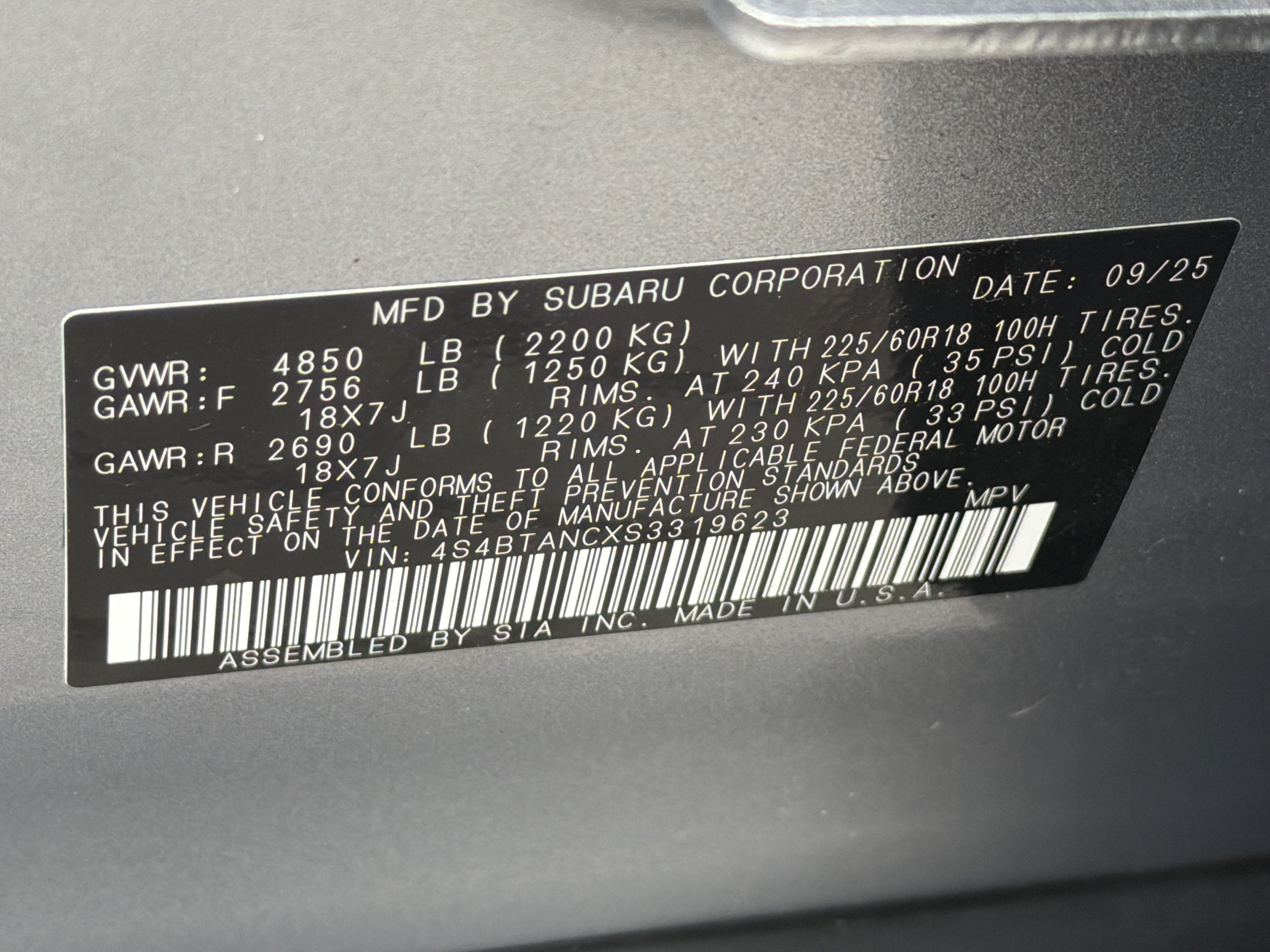 Certified Used 2025 Ice Silver Metallic Subaru Limited image 36