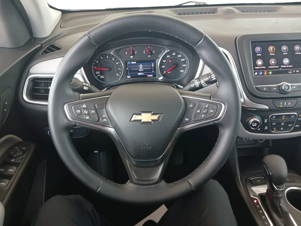 Used 2024 Summit White Chevrolet LT image 17