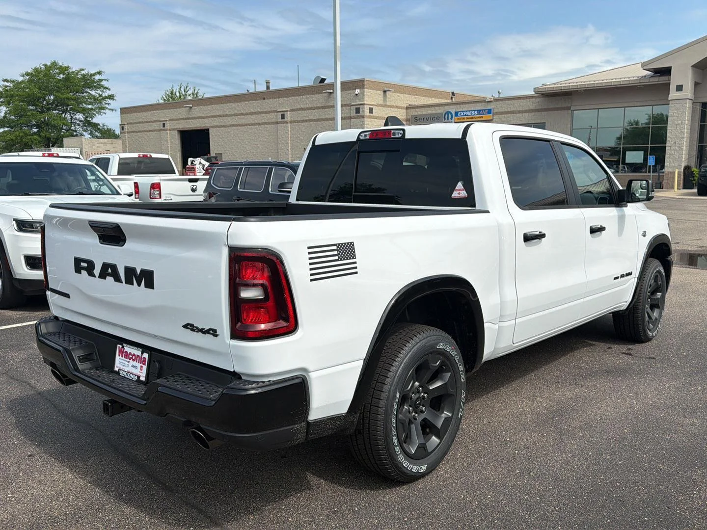 New 2026 Bright White Clear-Coat Exterior Paint RAM Big Horn image 7