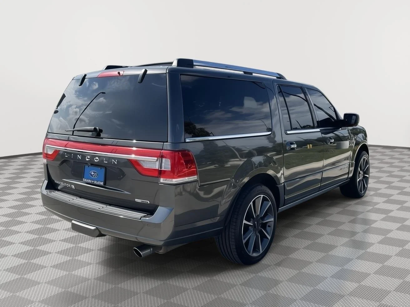 Used 2016 Magnetic Lincoln Reserve image 13