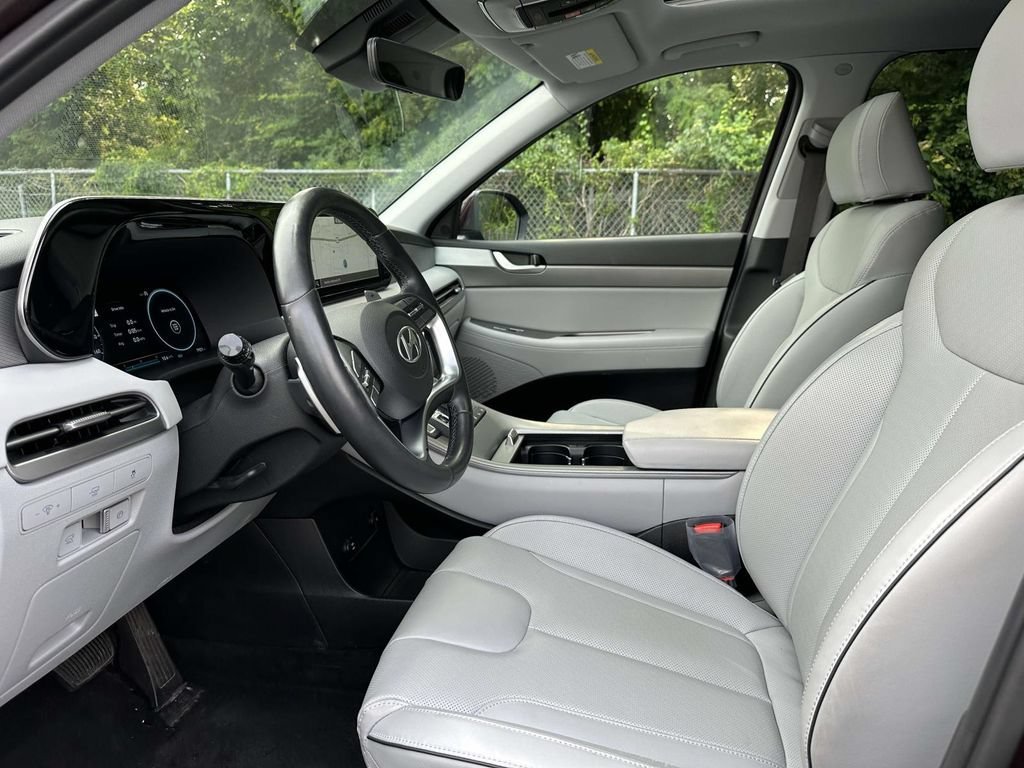 Certified Used 2025 Sierra Burgundy Hyundai SEL Premium 7P image 19
