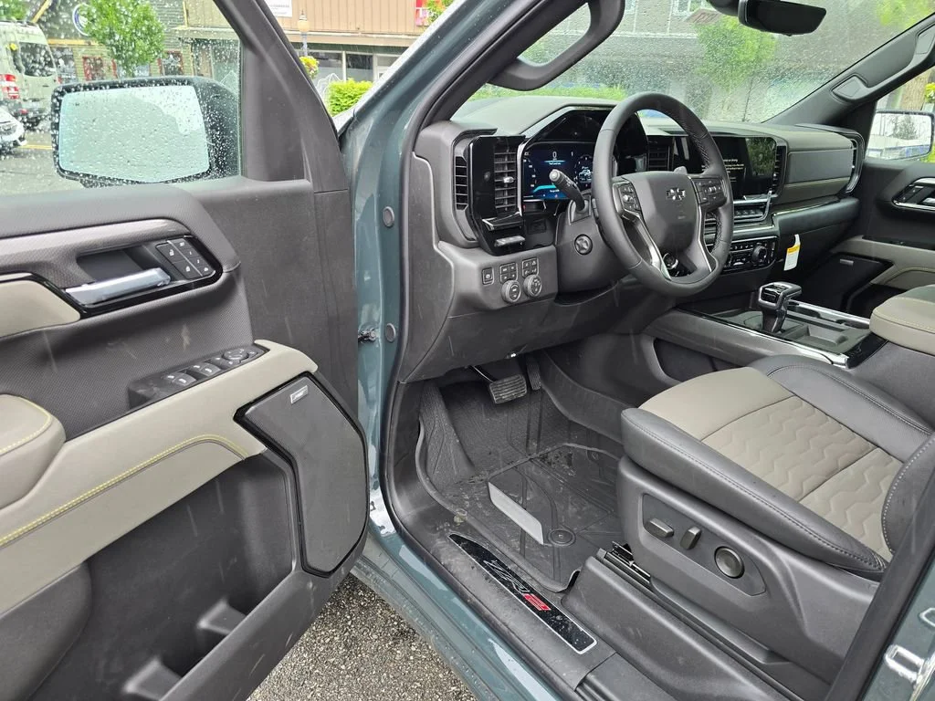 2026 Chevrolet Silverado 1500 ZR2 - Photo 19