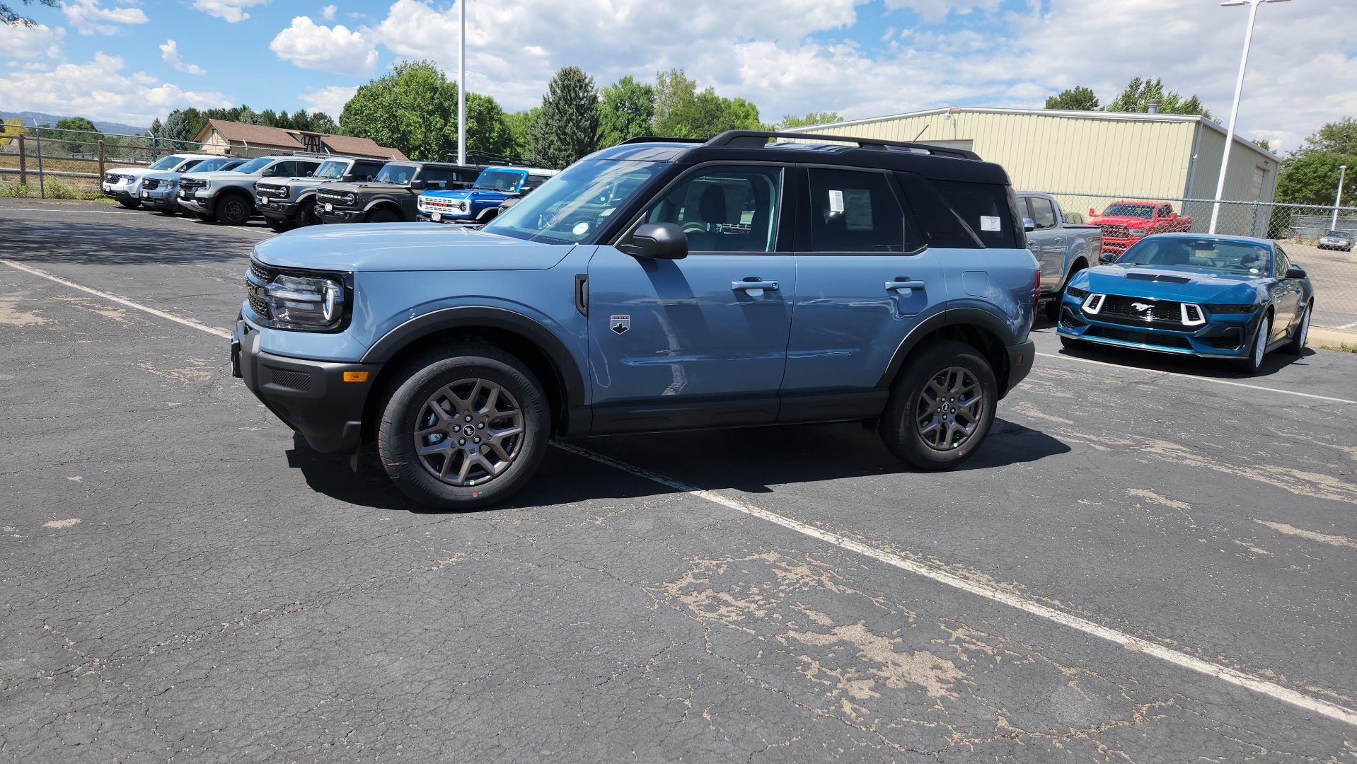 New 2026 Azure Gray Metallic Tri-Coat Ford Big Bend image 3