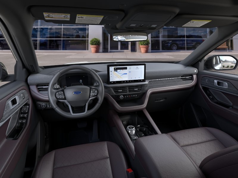 New 2026 Star White Metallic Tri-Coat Ford Platinum™ image 22