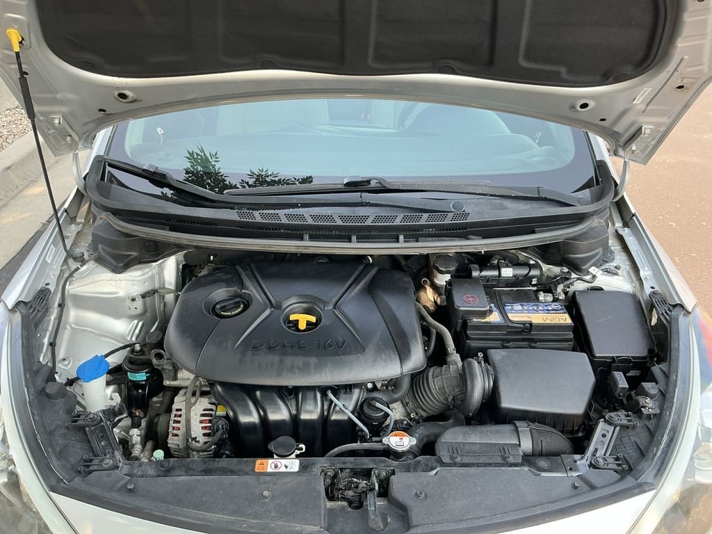 Used 2015 Silver Kia LX image 21