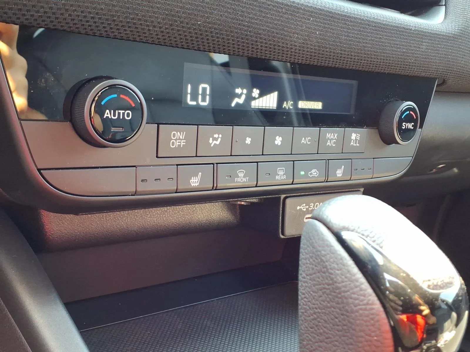 Certified Used 2026 River Rock Pearl Subaru Premium image 14