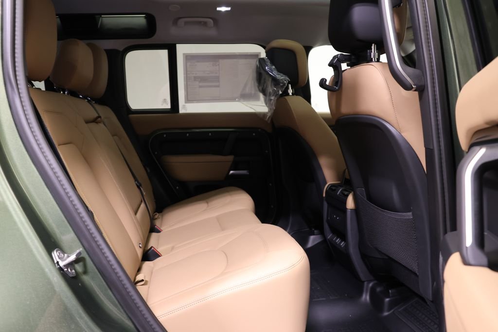 2026 Land Rover Defender S - Photo 44