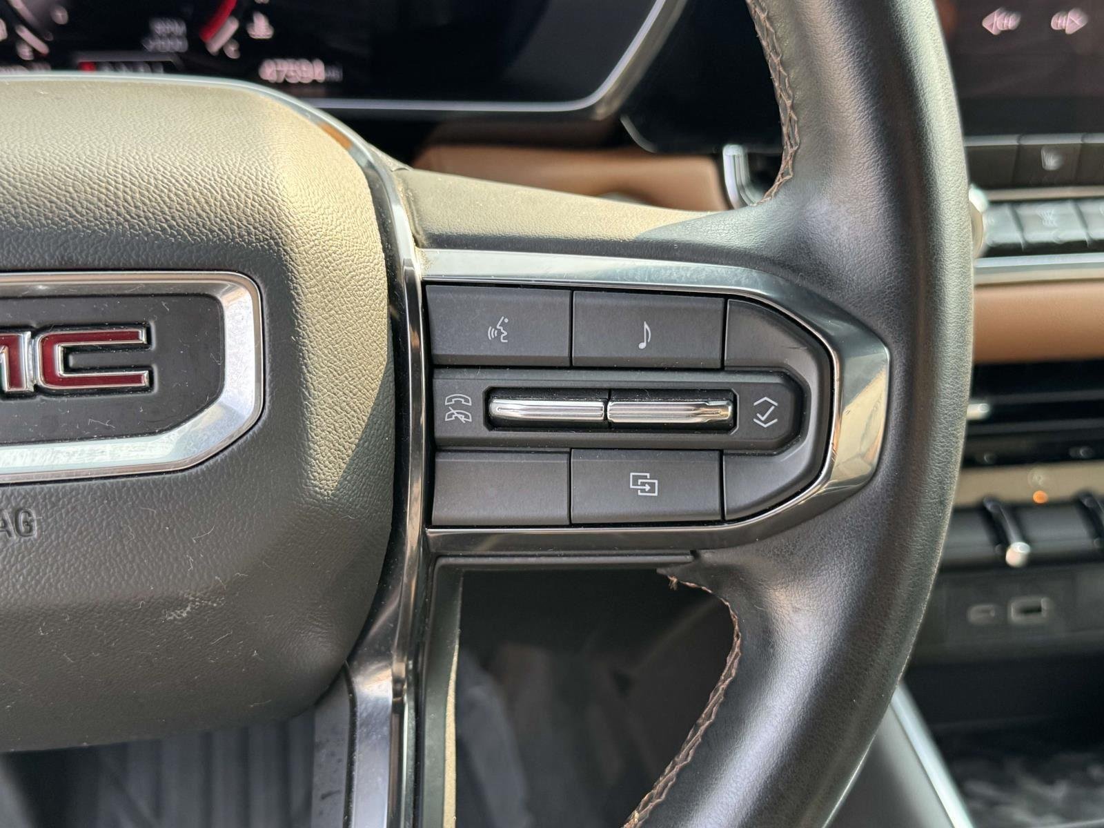 Used 2023 Desert Sand Metallic GMC 4WD AT4 image 11